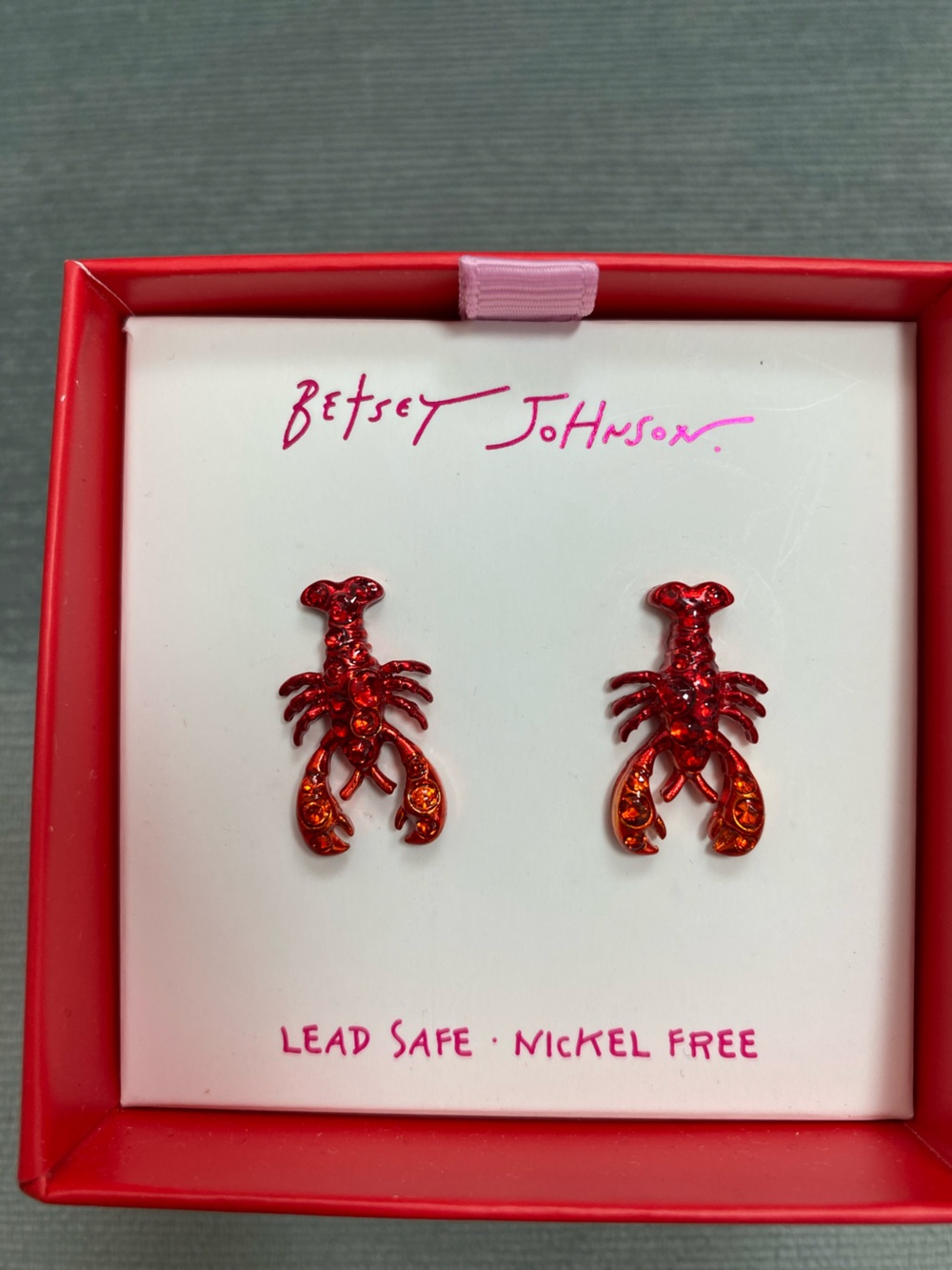 Betsey Johnson Lobster Sparkling Stud Earrings NIB in Cherry Box